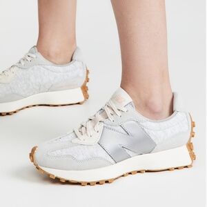 New Balance 327 classic trainers Rain Cloud/Rose Water. Size 8.5